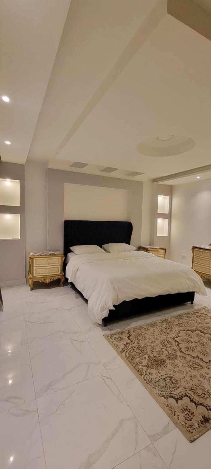 Apartment Luxury Mohandiseen 403 *