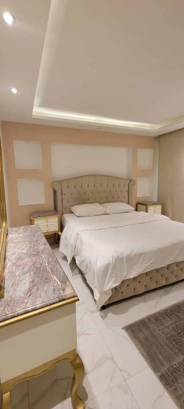 Luxury Mohandiseen 403 * Cairo