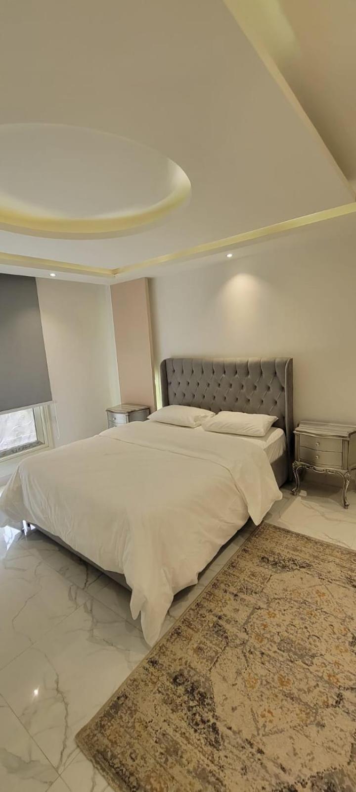 Apartment Luxury Mohandiseen 403